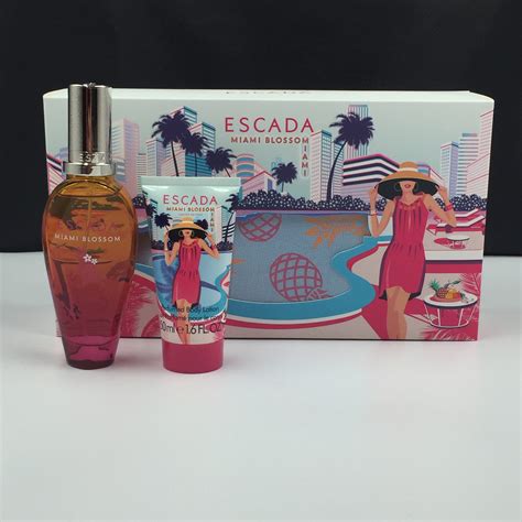 escada miami blossom gift set.